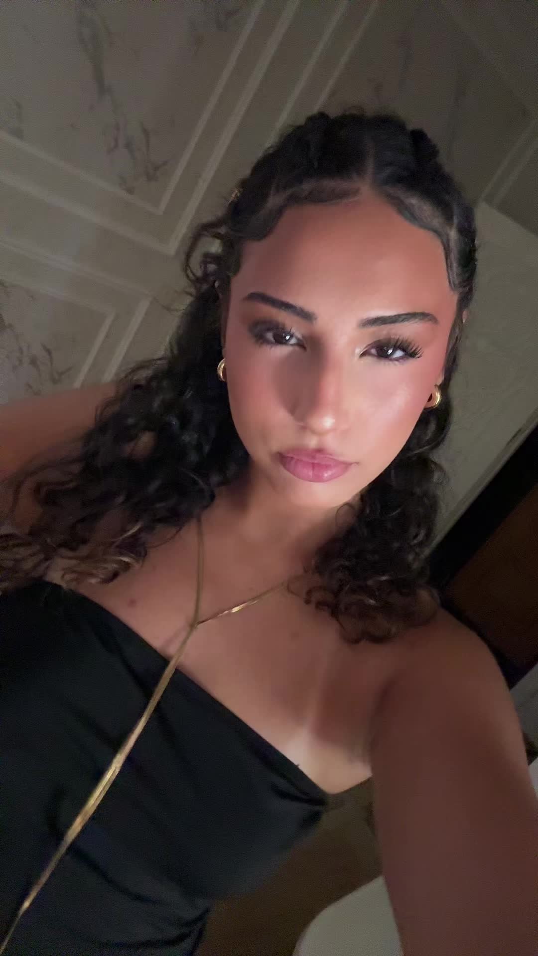 @𝑭𝒂𝒓𝒊𝒅𝒂 🪽