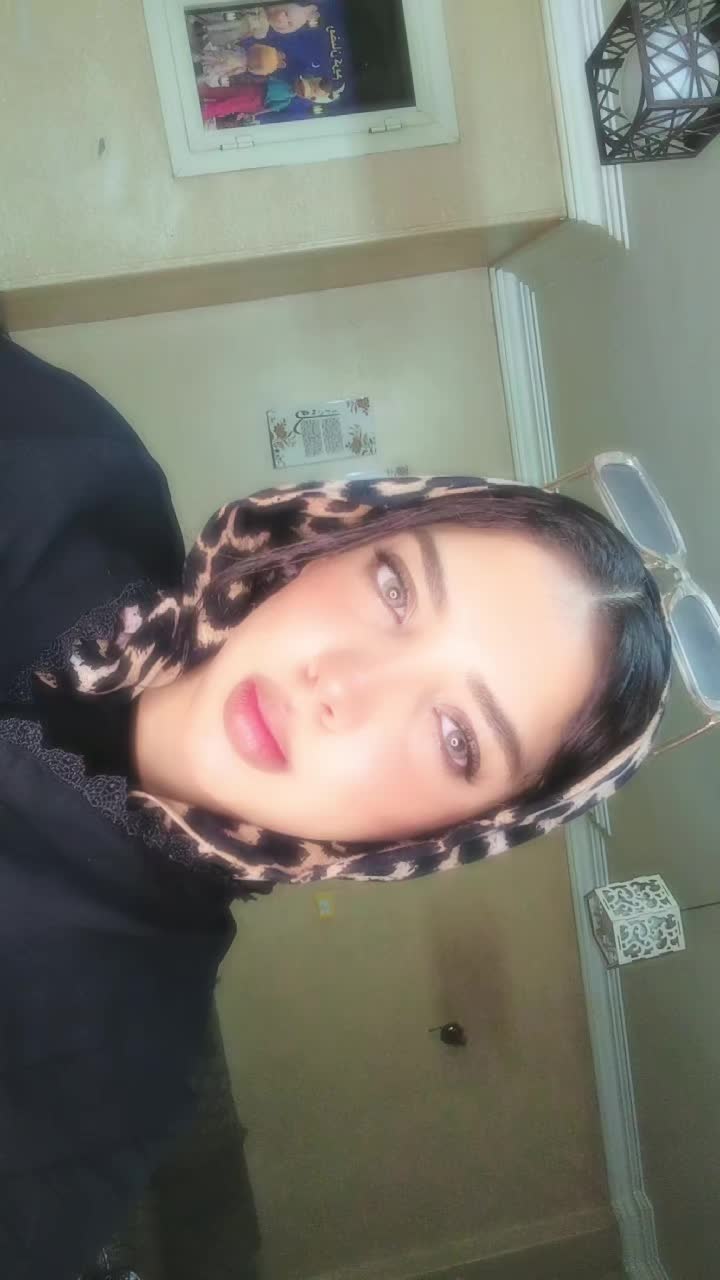 @ساره