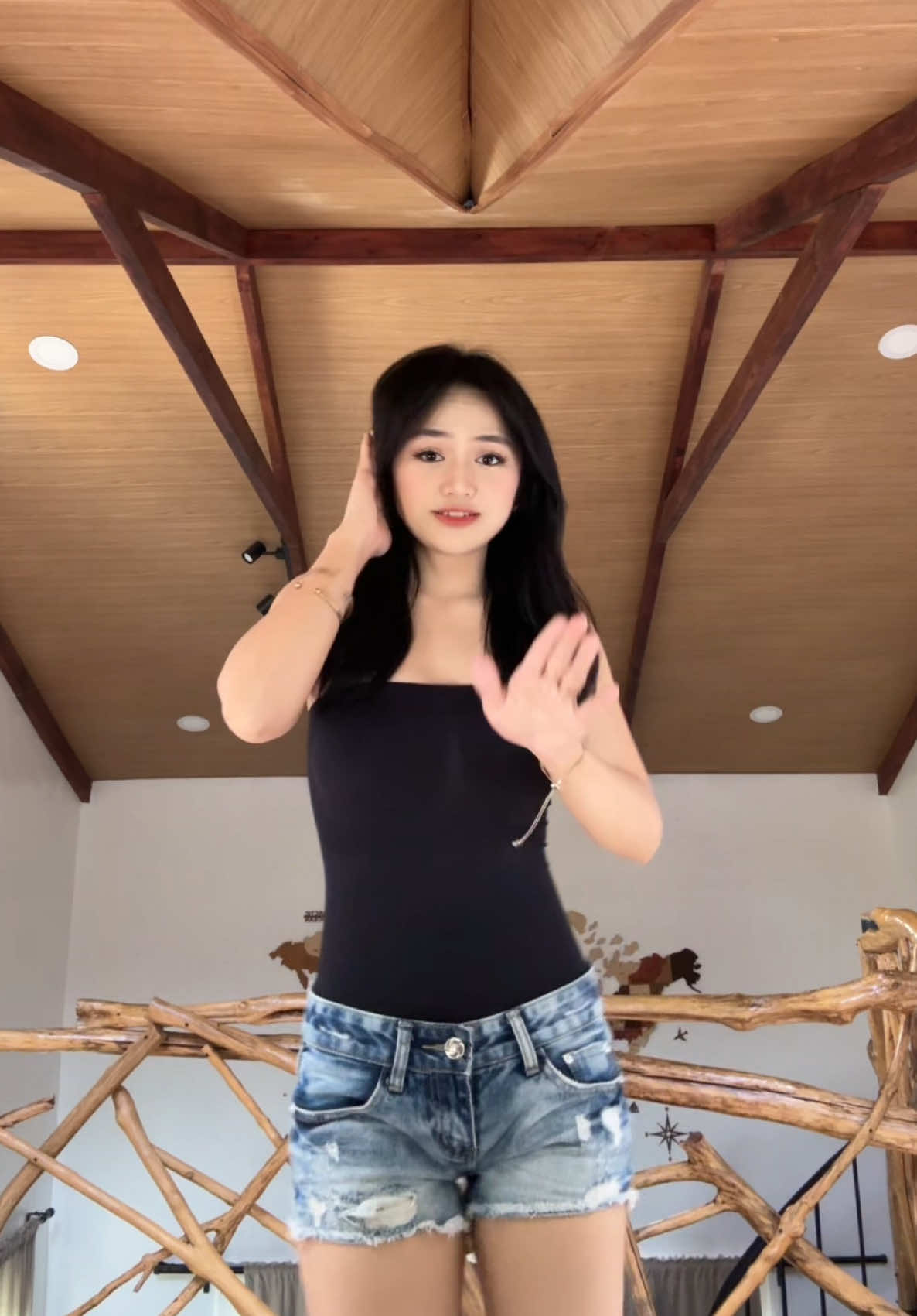 @ella
