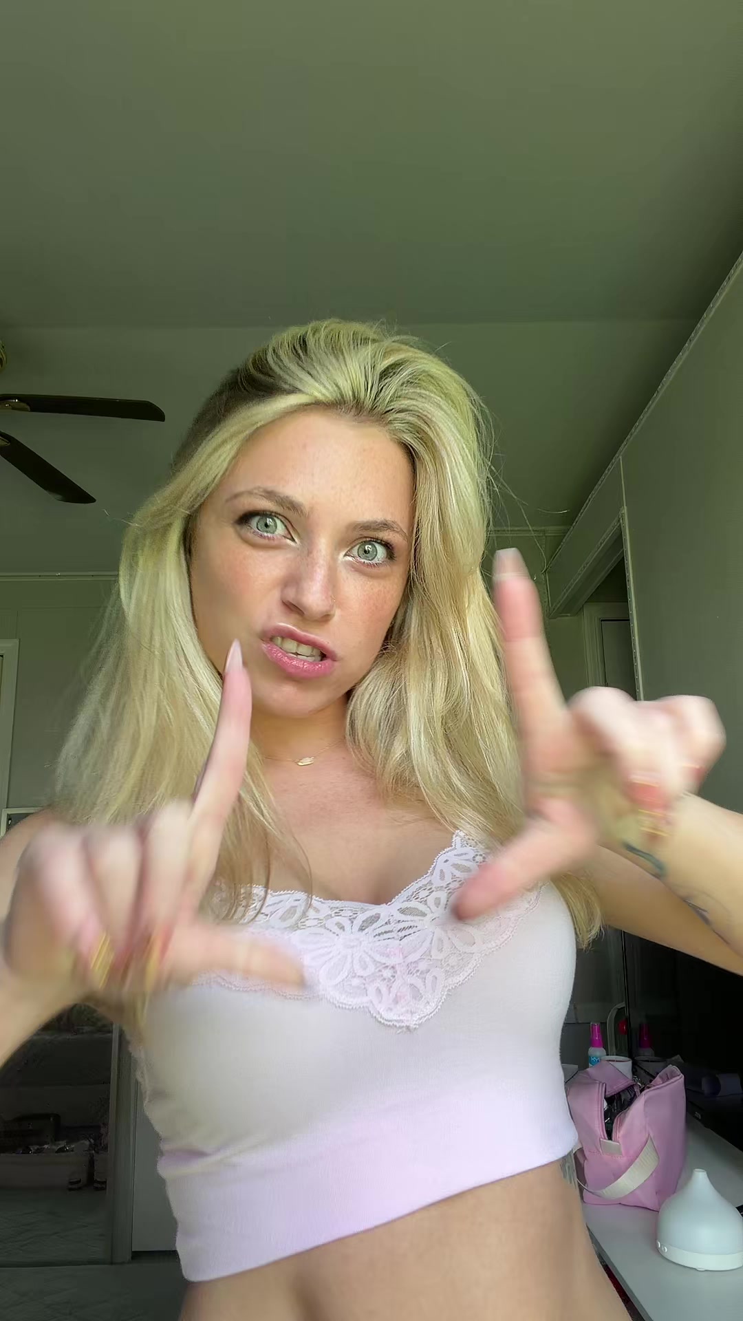 @KallieLynnn