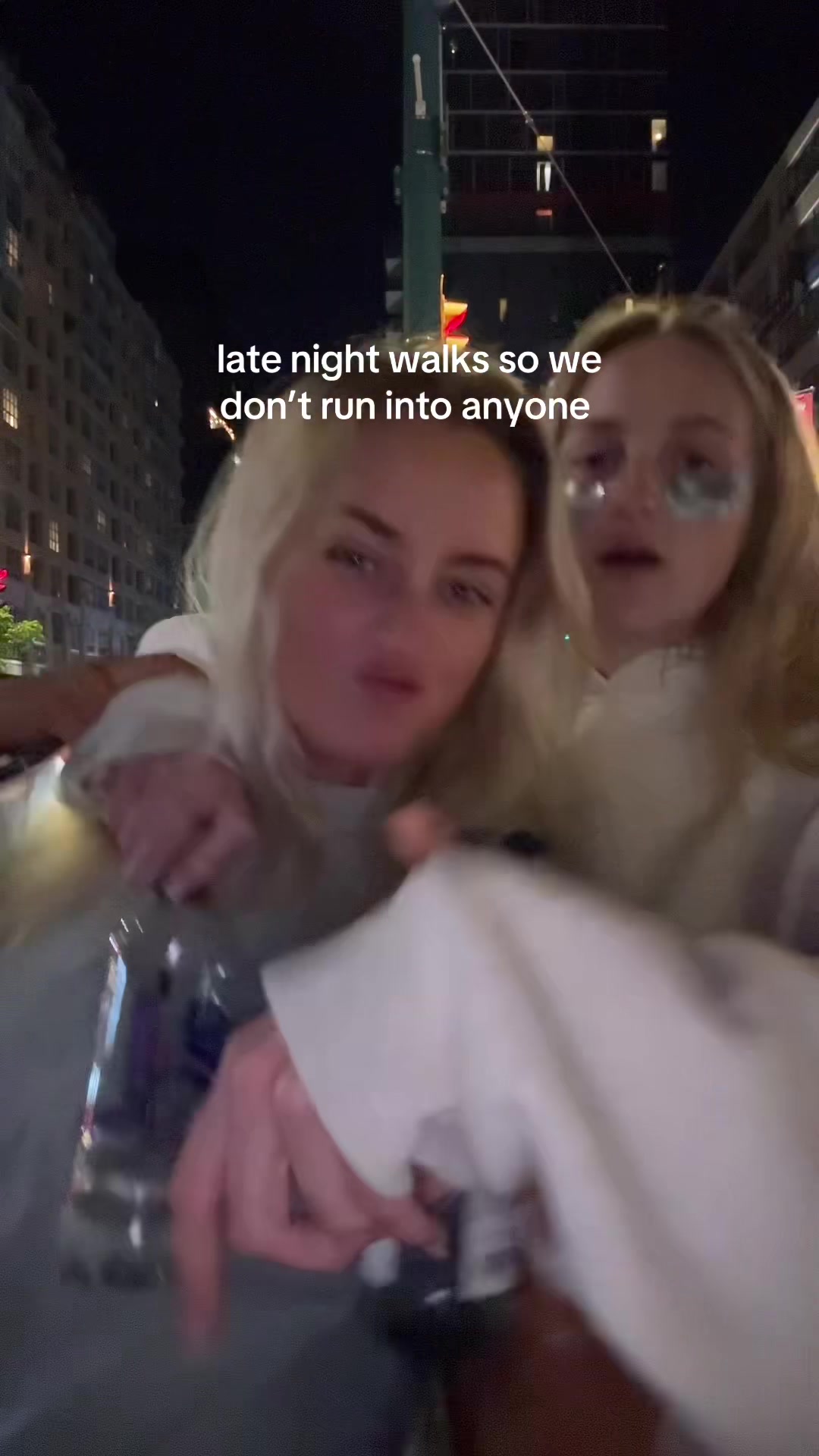 @dumbblondediary