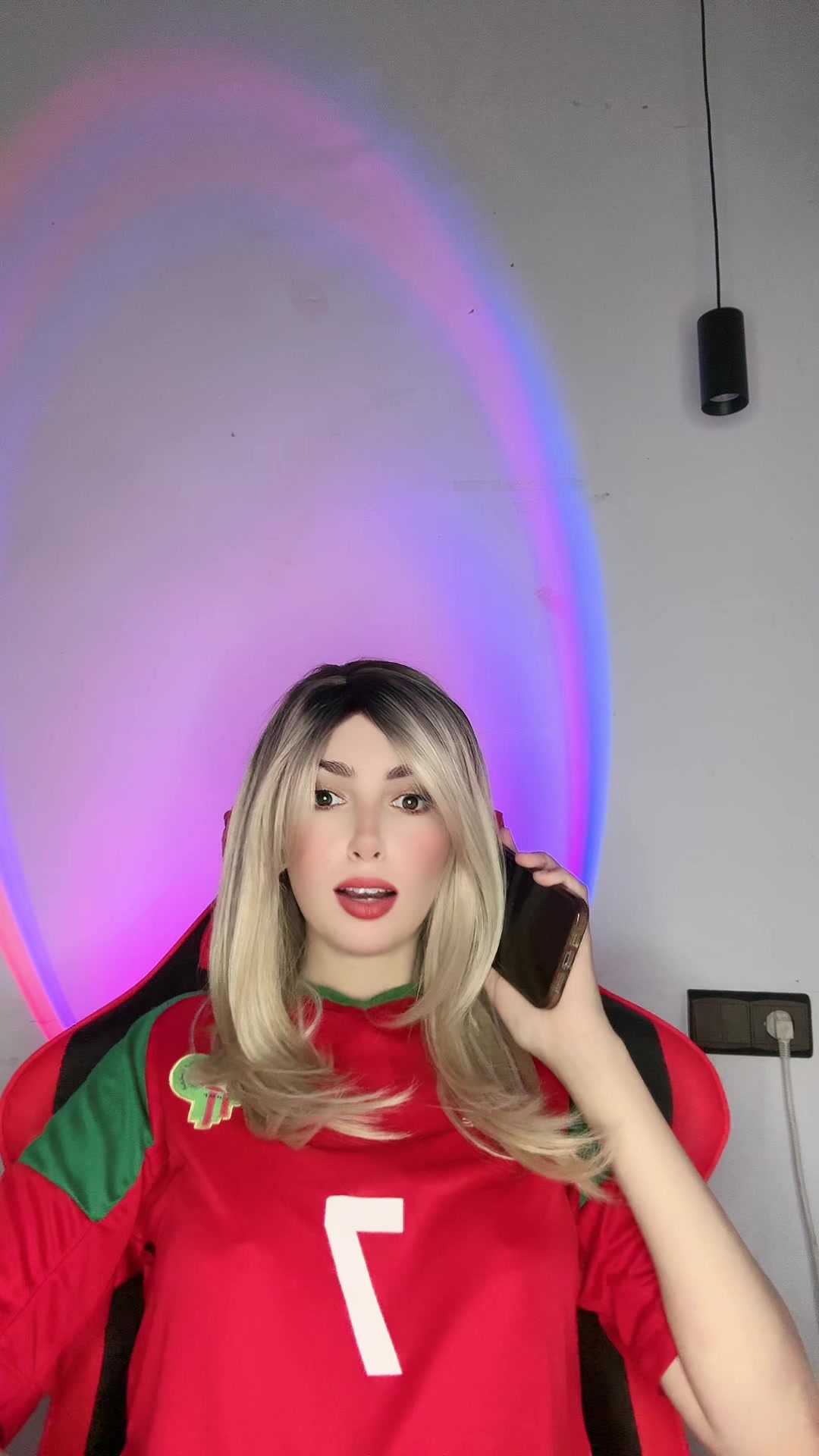 @Misshind