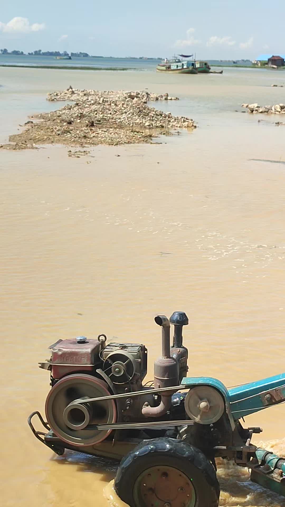 @đ¤āĻāĻŽāĻŋ āĻā§āϰāĻžāĻŽā§āϰ āĻā§āϞā§đ¤