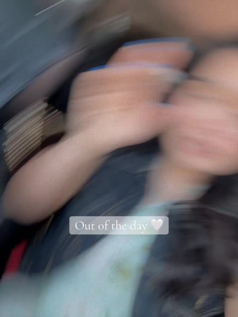 @Tania