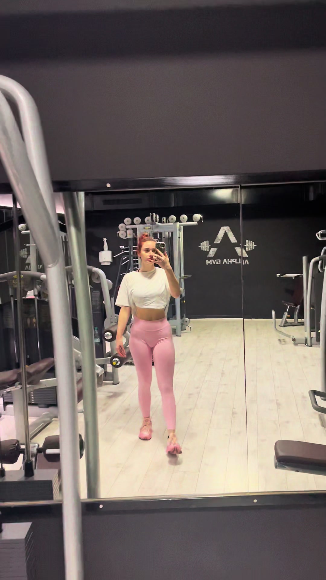 @𝐒𝐀𝐑𝐀♛