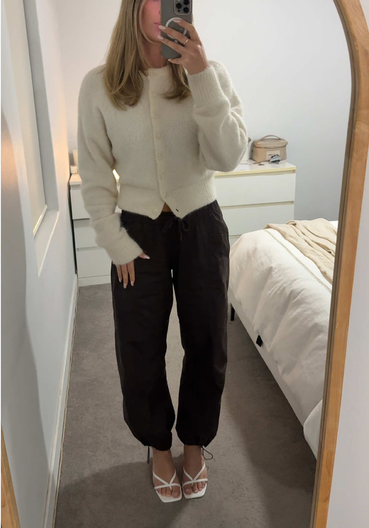 @katehoogen