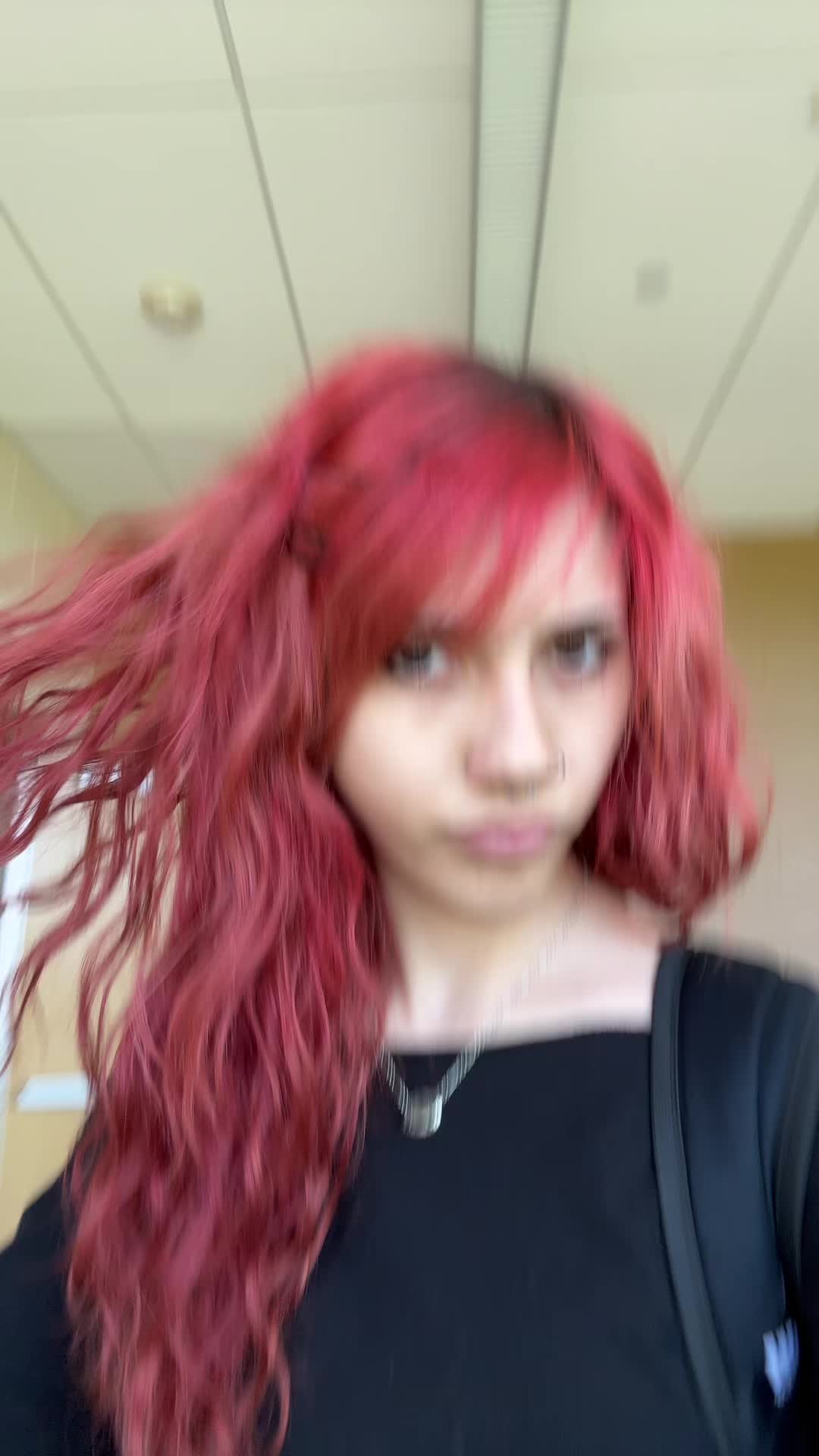 @🧛🏻♀️