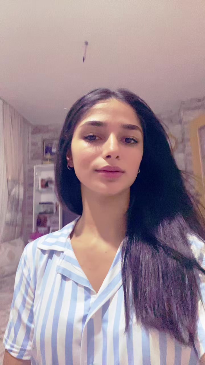 @Feryalergin