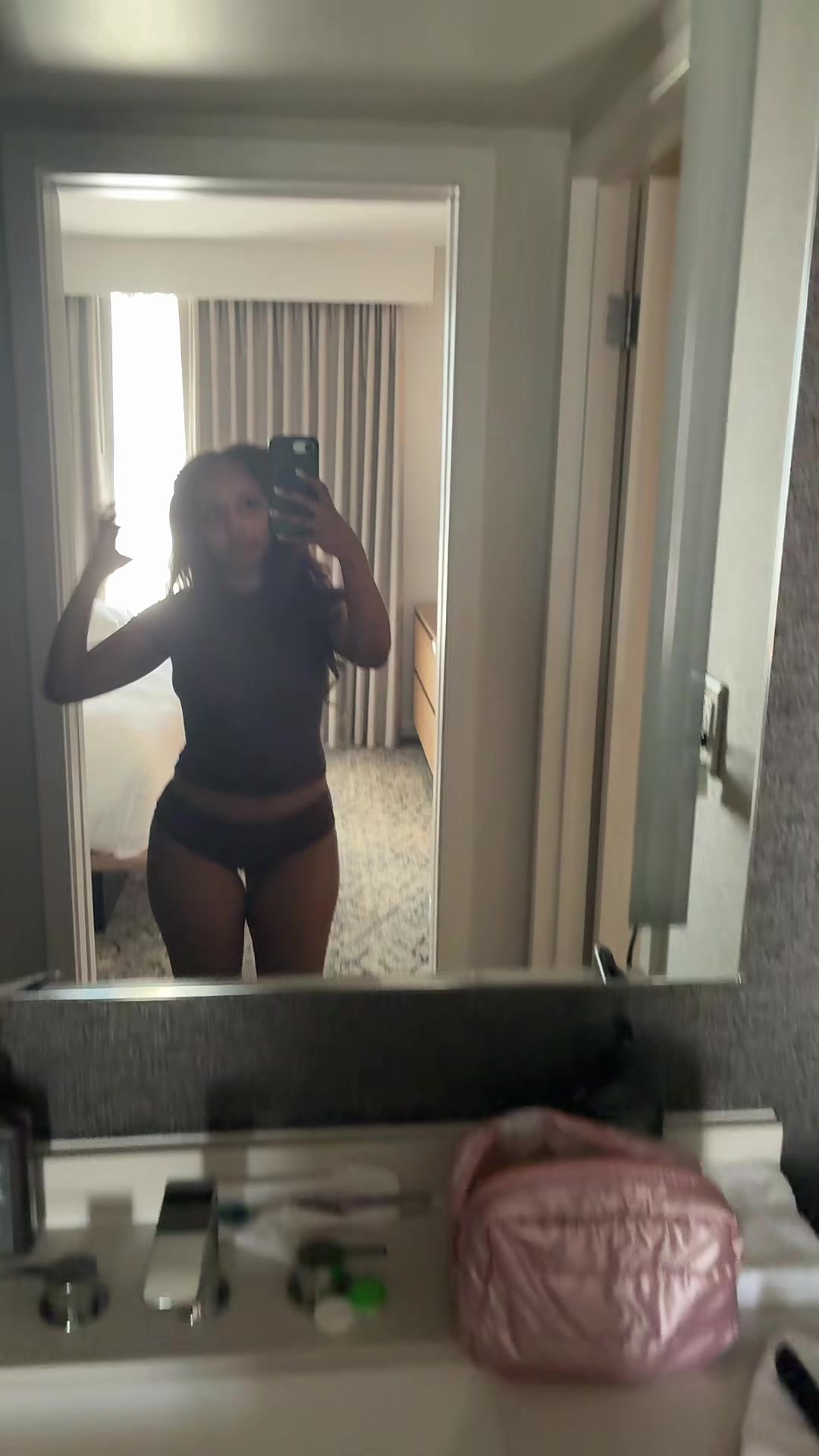 @auroravvl