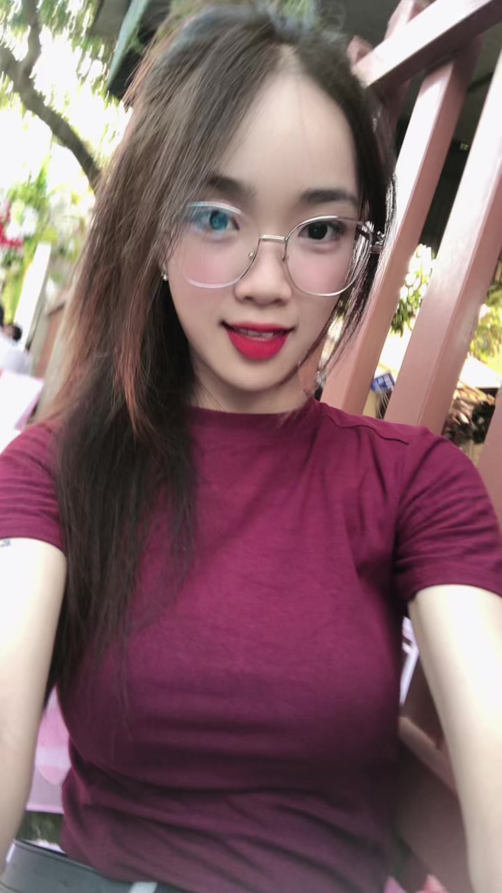 @Hồng Hoàngg