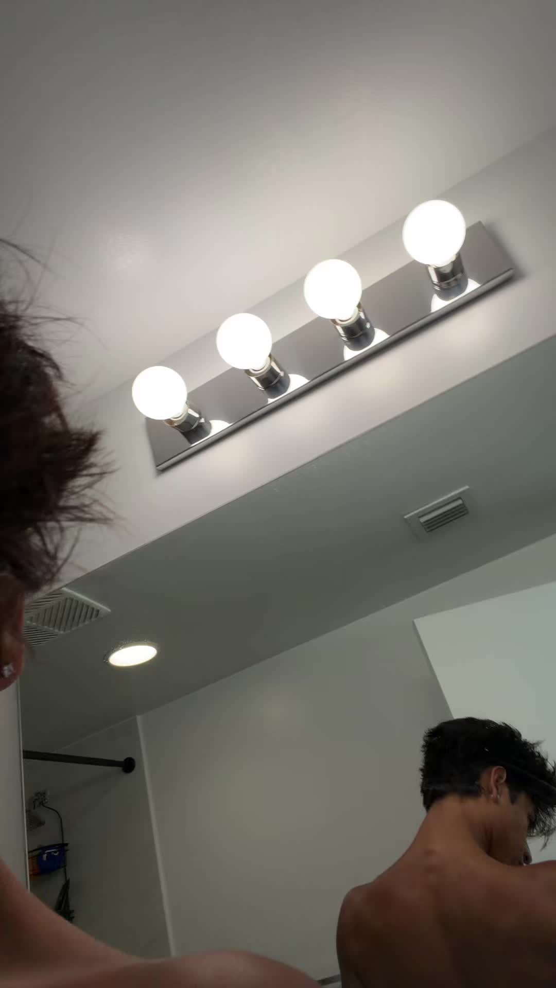 @𝒹