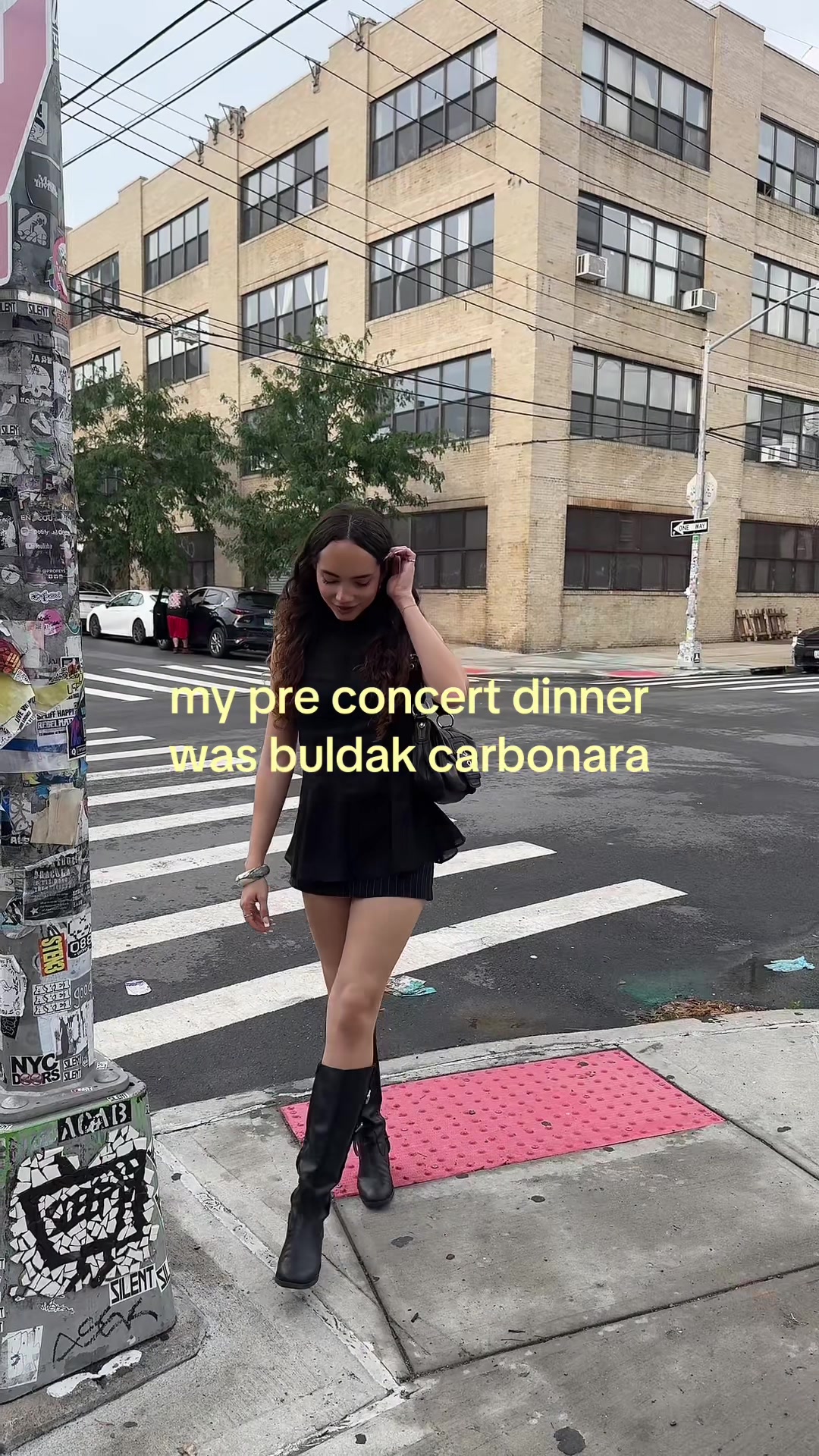 @demi