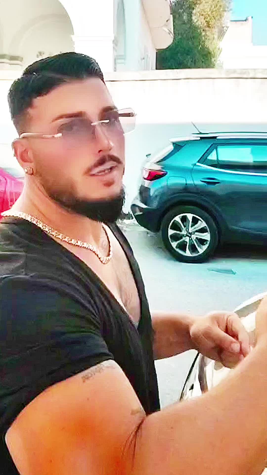 @Emanuele Avitabile