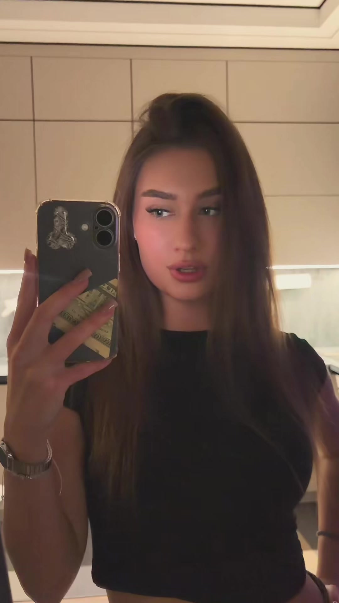 @𝐯𝐚𝐧𝐞𝐬𝐬𝐚