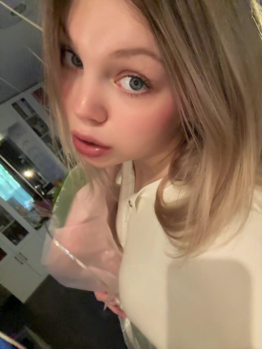 @алисик