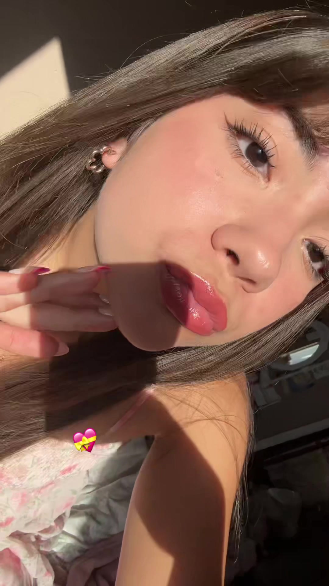 @Elizaza