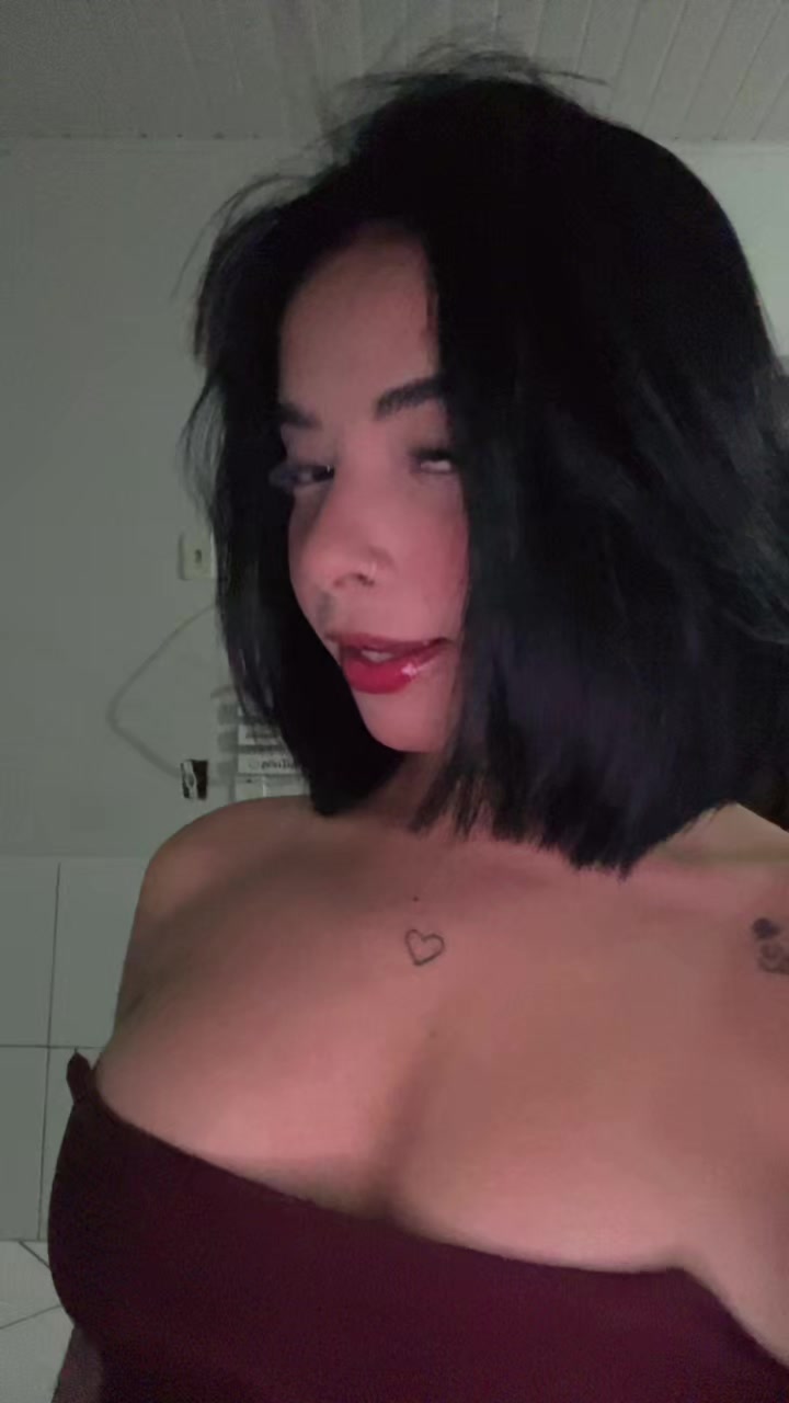 @yasminbrunethi