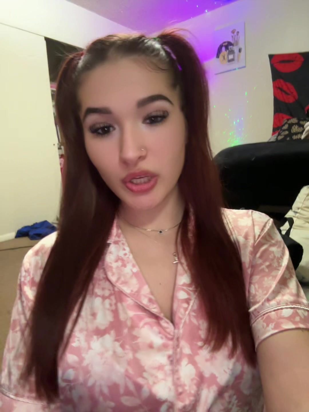 @️