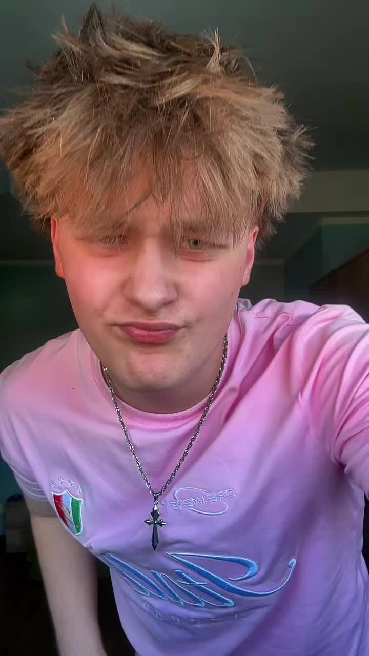 @redrosetroy