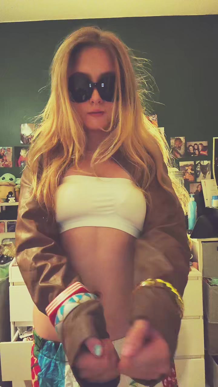 @Ambre_lryy