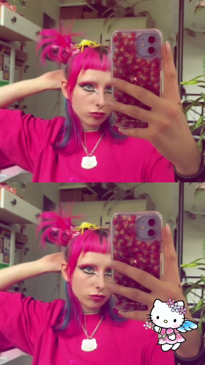 @weirdlywelldressed