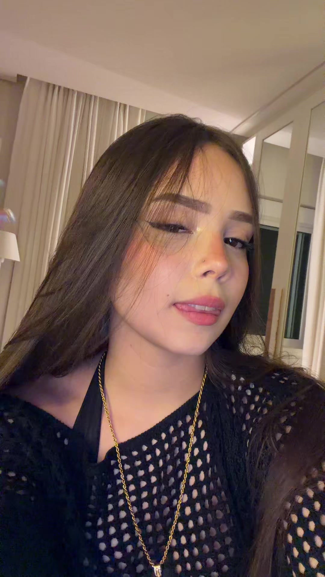 @️ ️