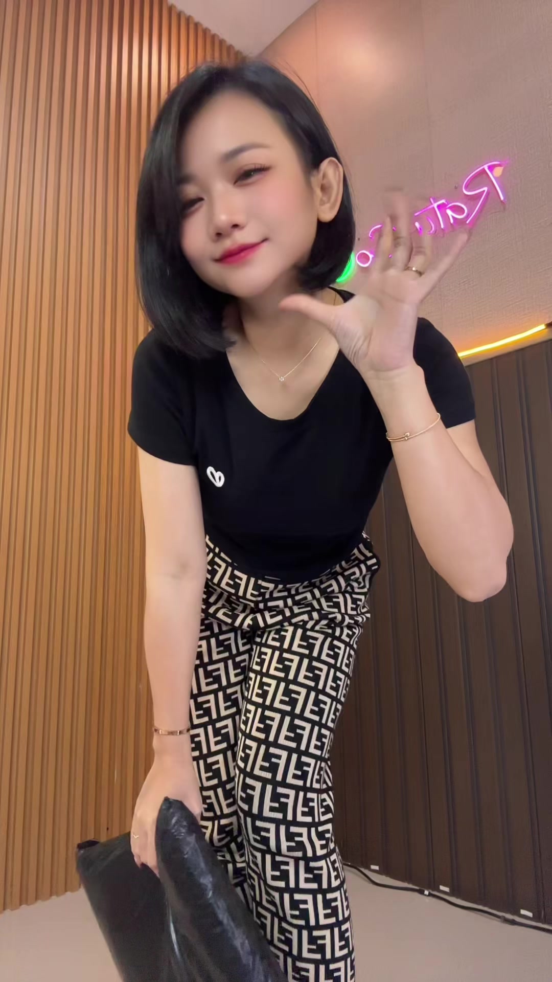 @Ratu Co