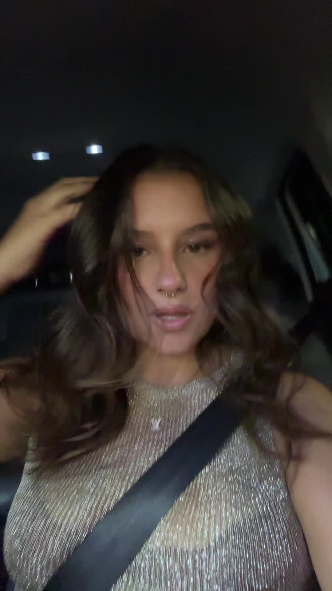 @𝐛𝐞𝐥𝐥𝐚