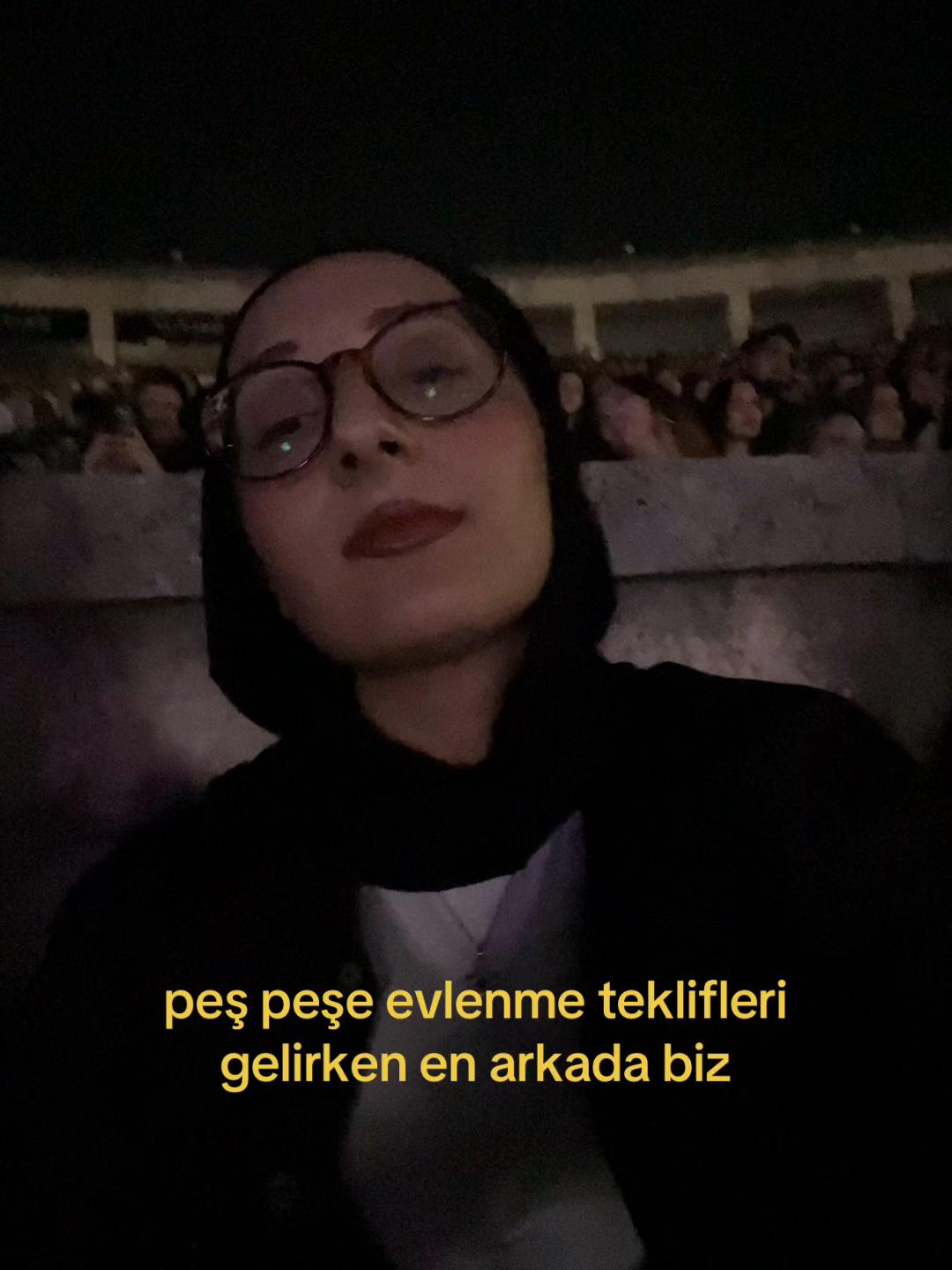 @Ayşegül