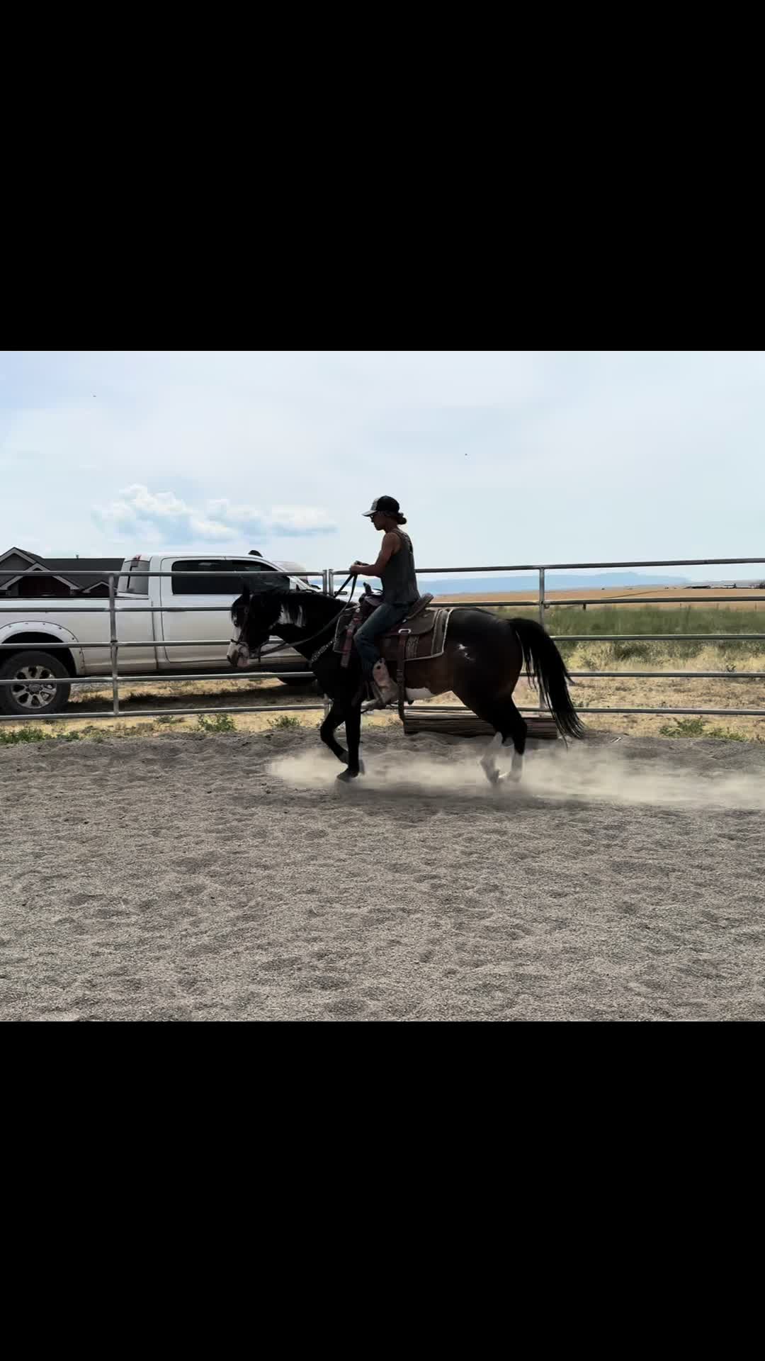 @Cowgirl Tuff Colt Training ❤️