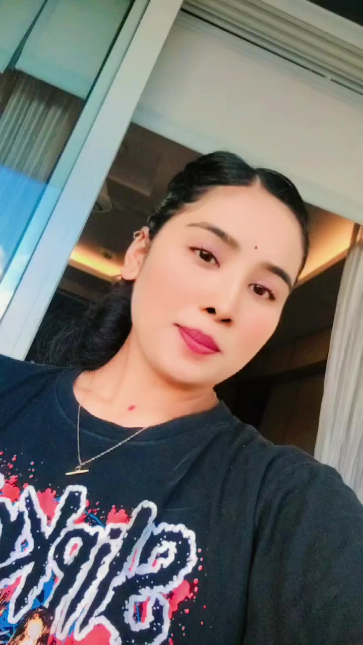 @आ_Ya_र su नार ✝️🕉️🛐🇳🇵