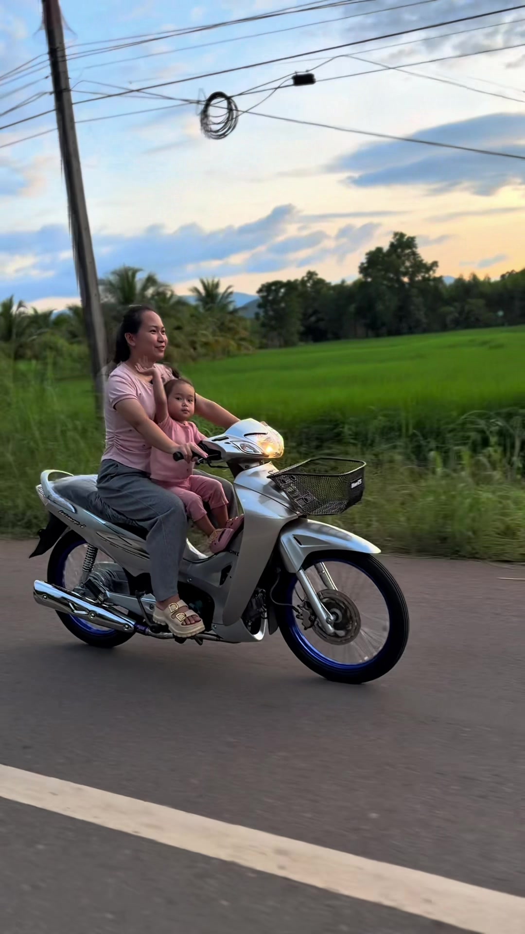 @𝗔𝘂𝗺𝗦𝗵𝗼𝗽 รถมือสอง✌🏻𝐕𝟏