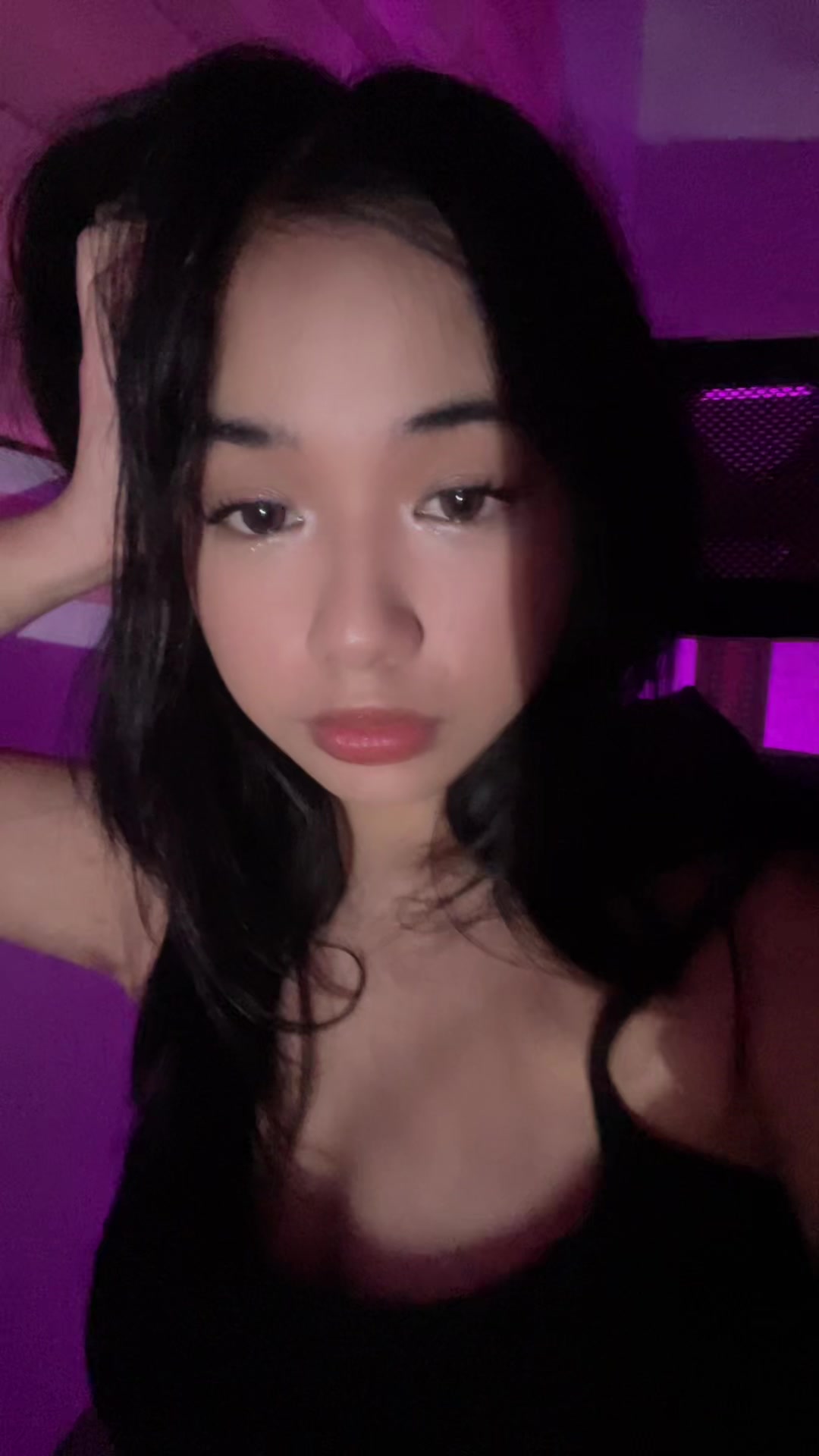 @T