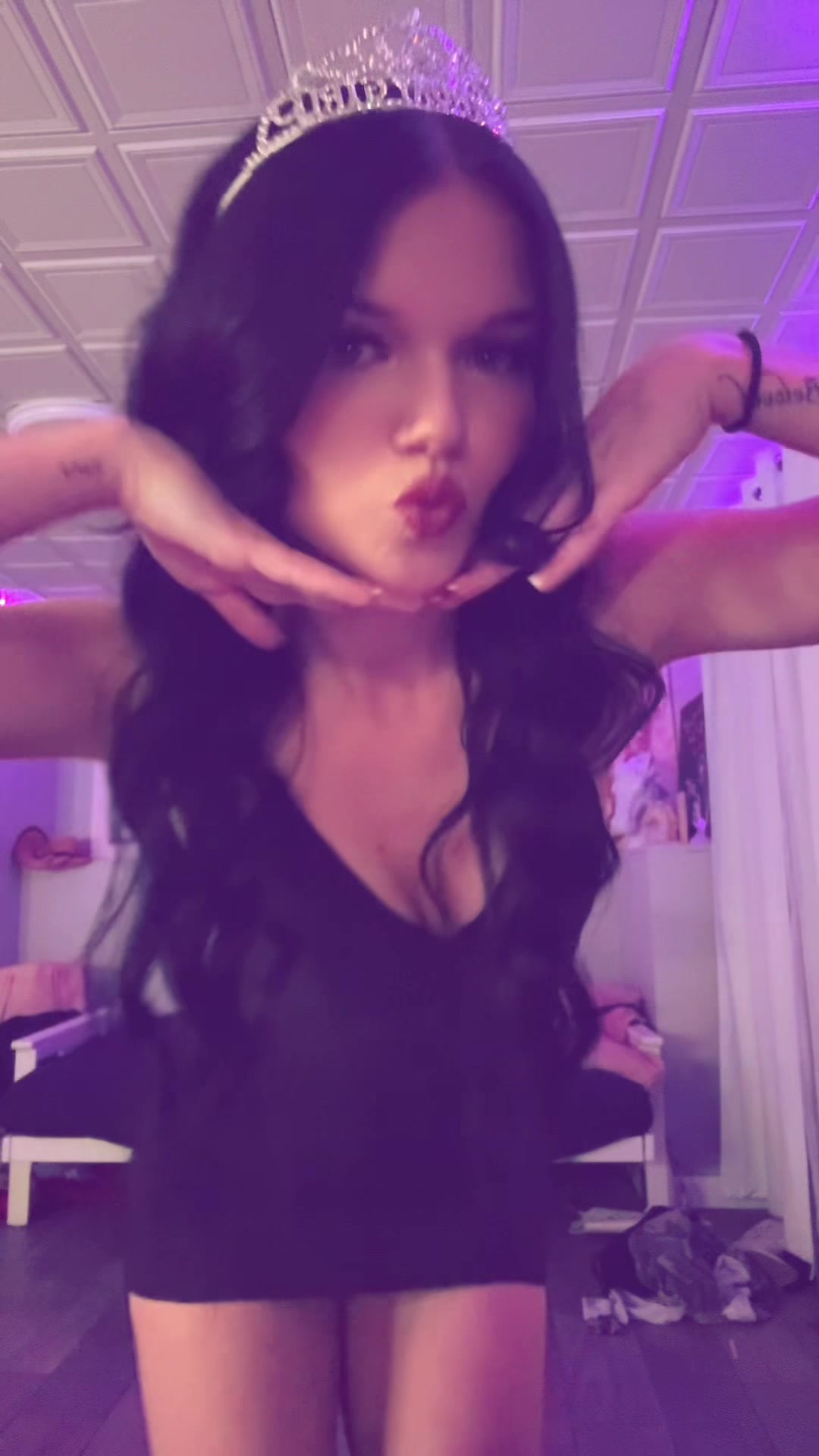 @lexyeltzroth