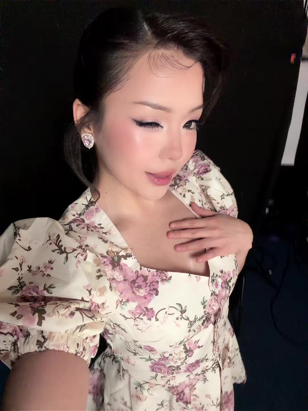 @Tenlikova
