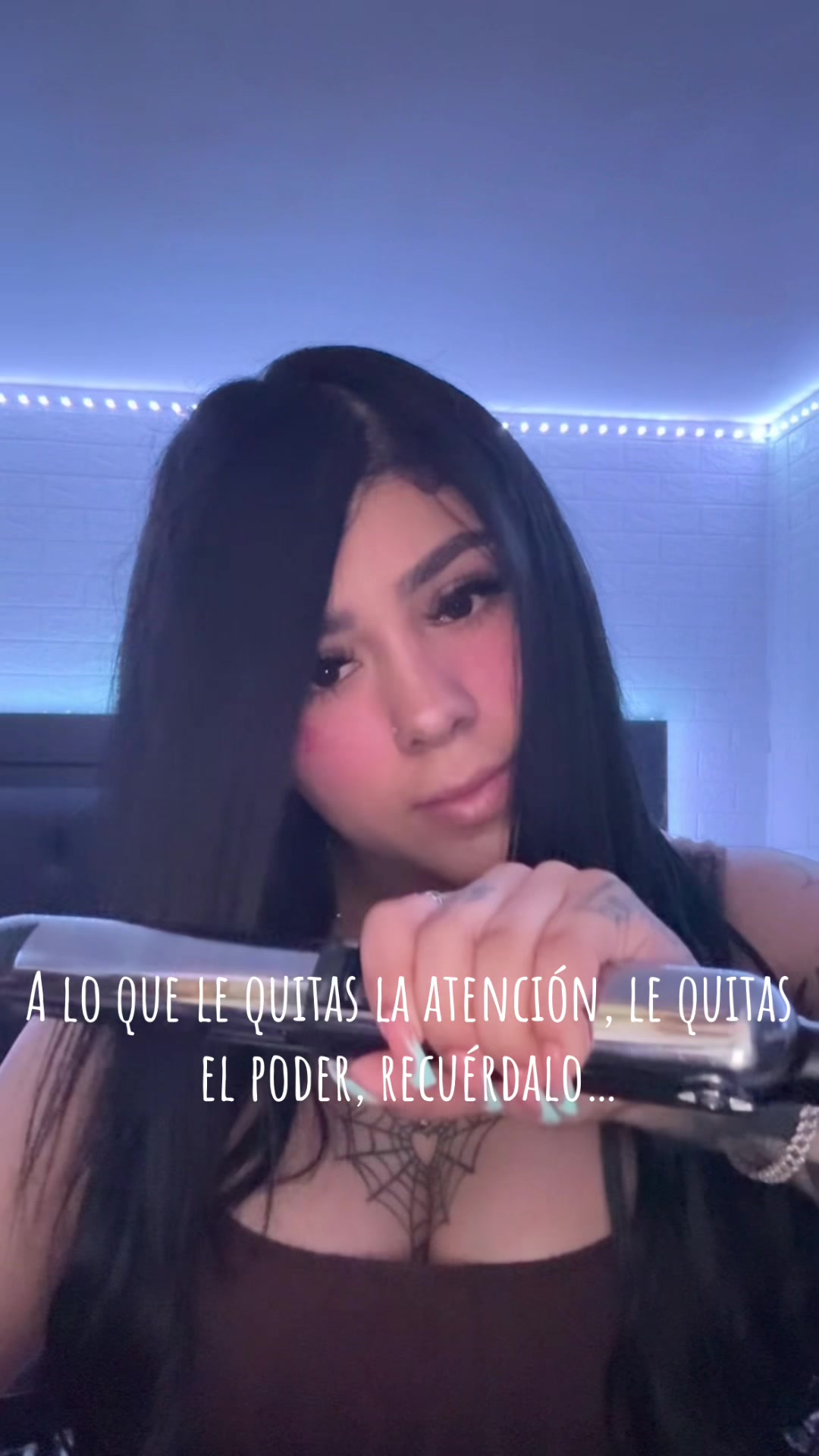 @Az๐