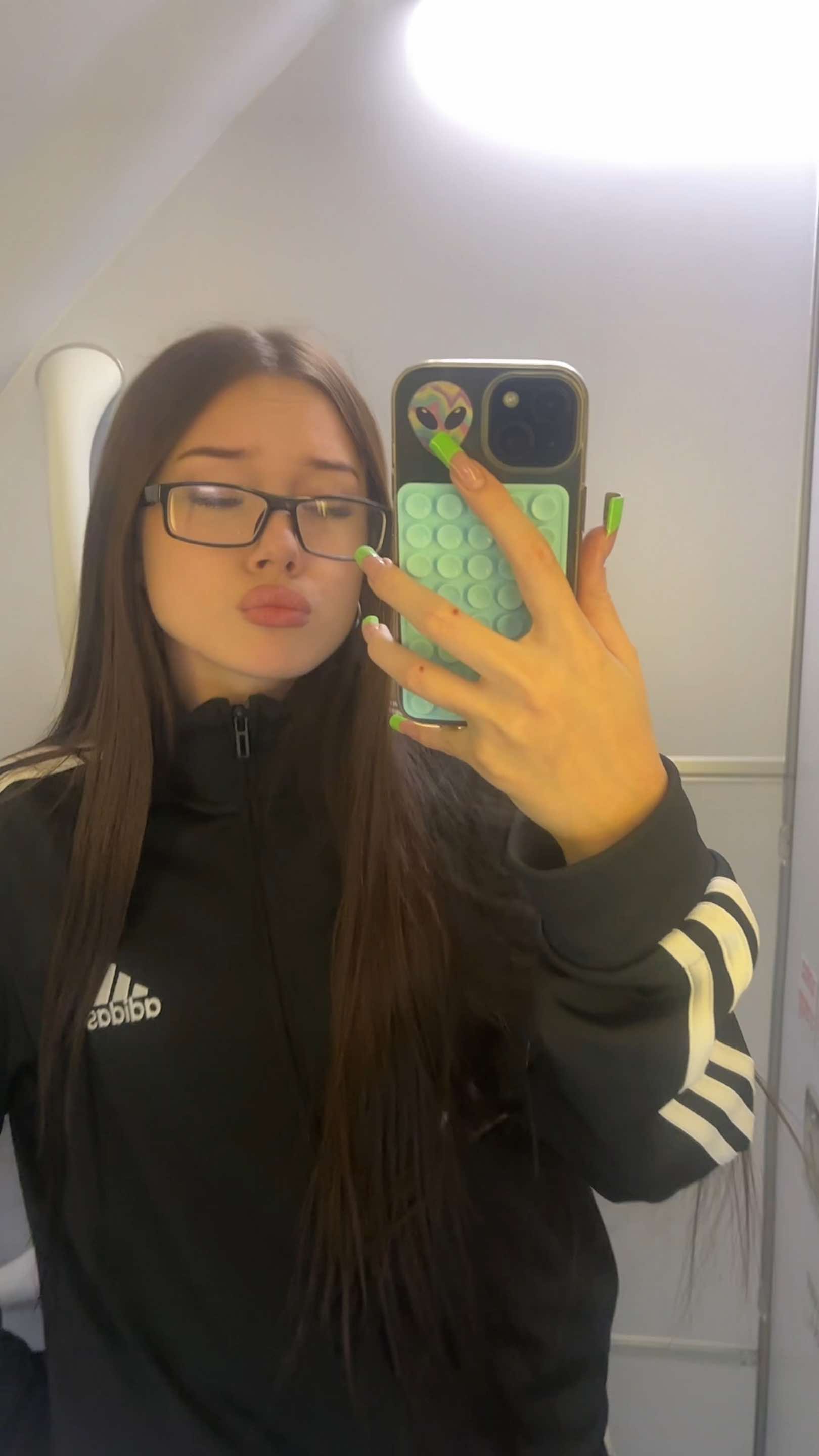 @sonikovna