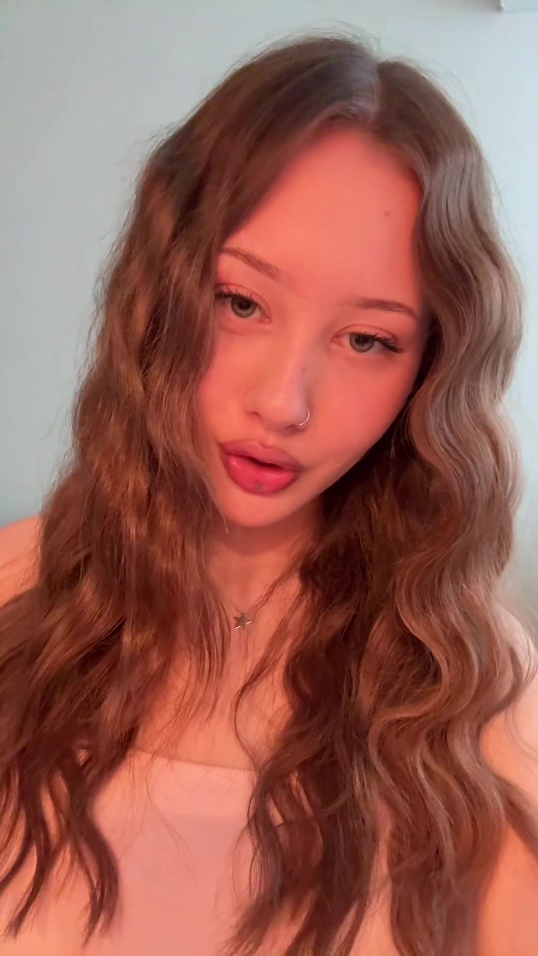 @Ааня