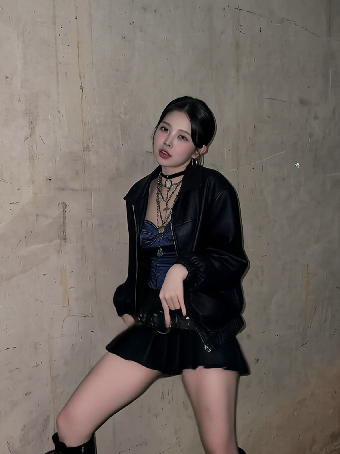 @수지니