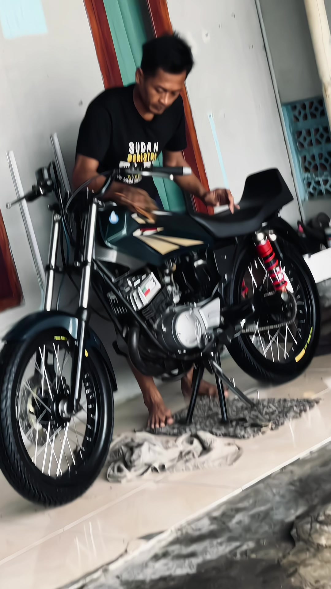 @𝙠𝙞𝙣𝙜𝙂𝙪𝙣𝙩𝙪𝙧⚡️