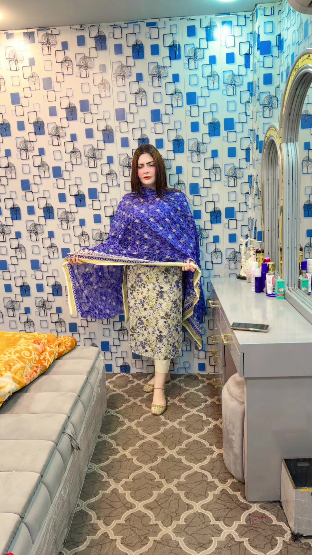 @Riya Khan34