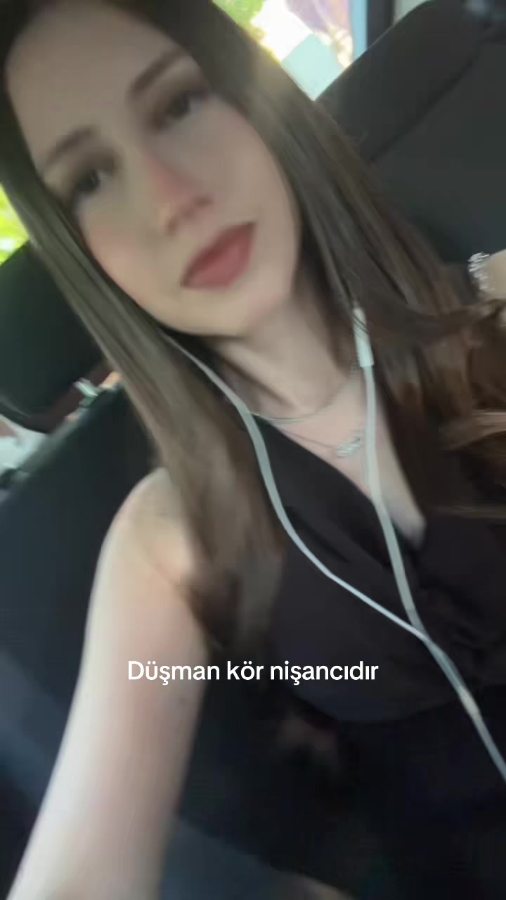 @hilyelibanuuuu