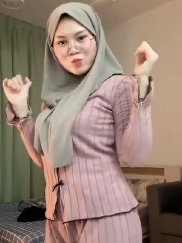 @Yourrrdeee