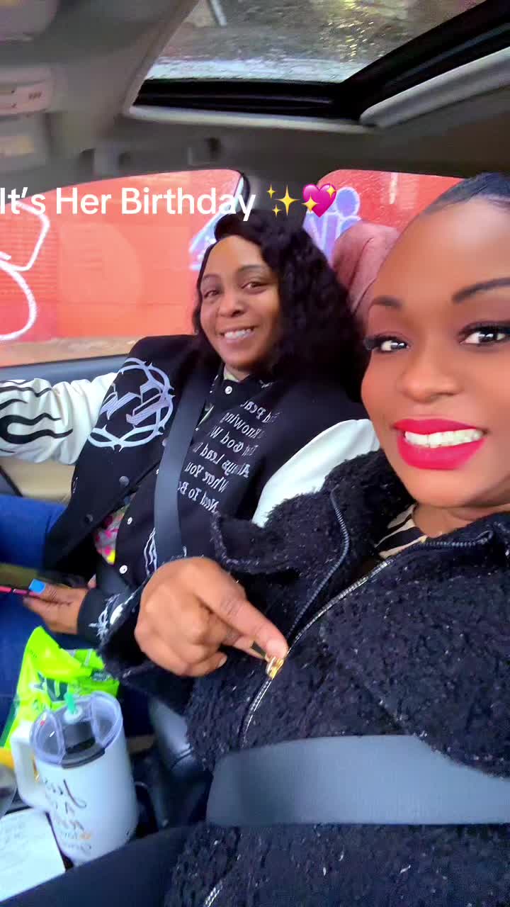 @CocoQueen👑