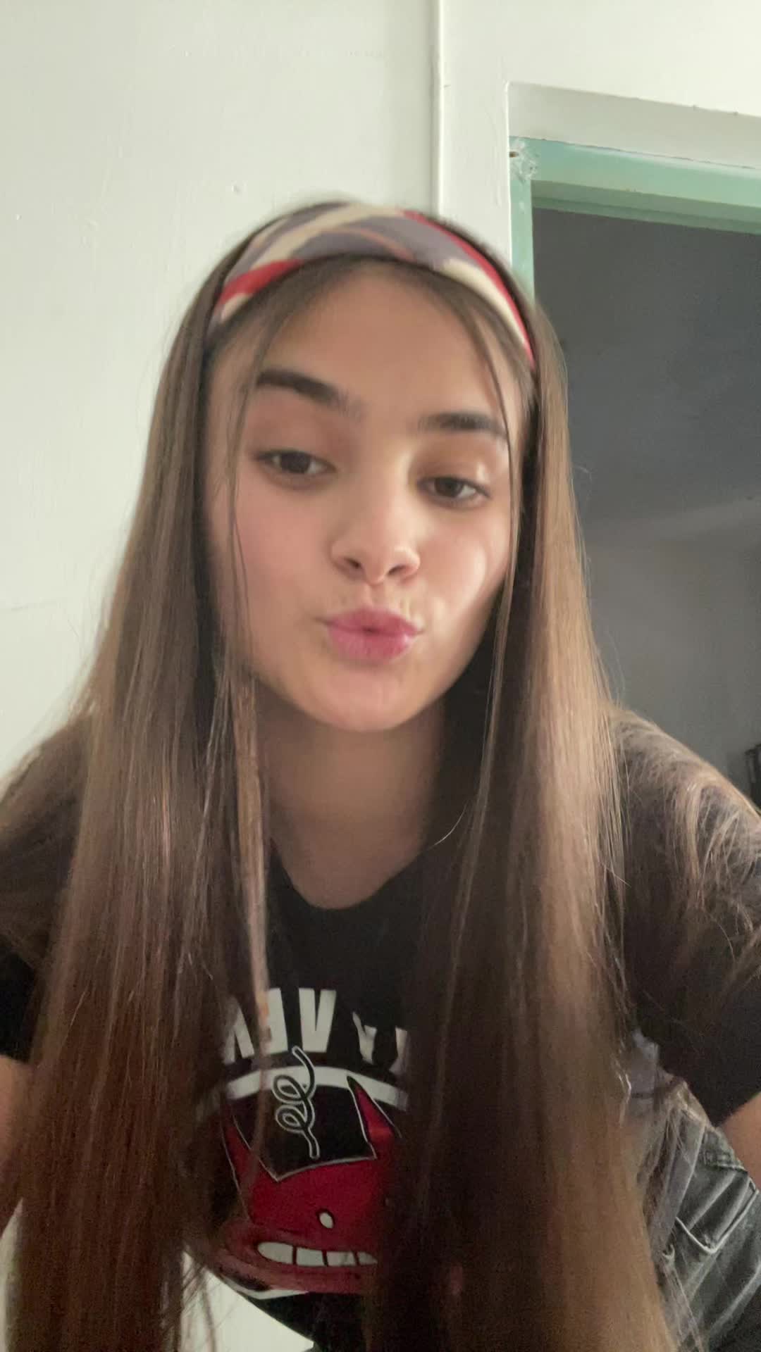 @Candeeee