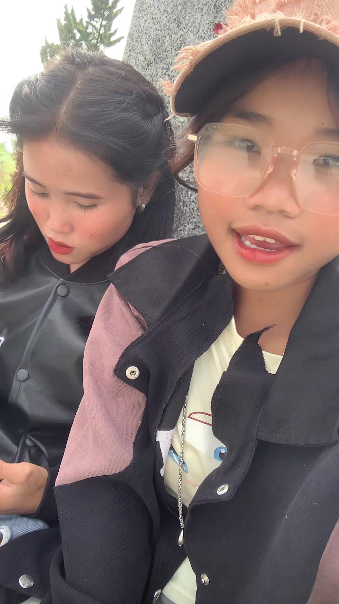 @Họ bán