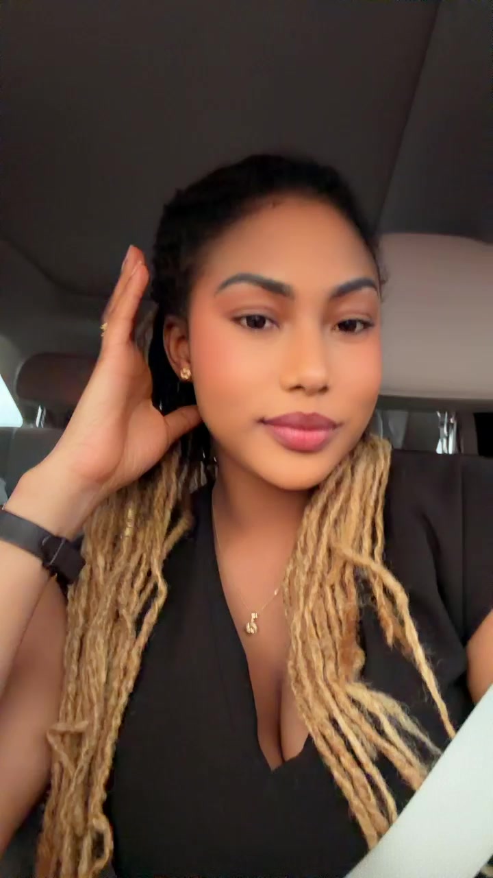 @Zahra Fulani