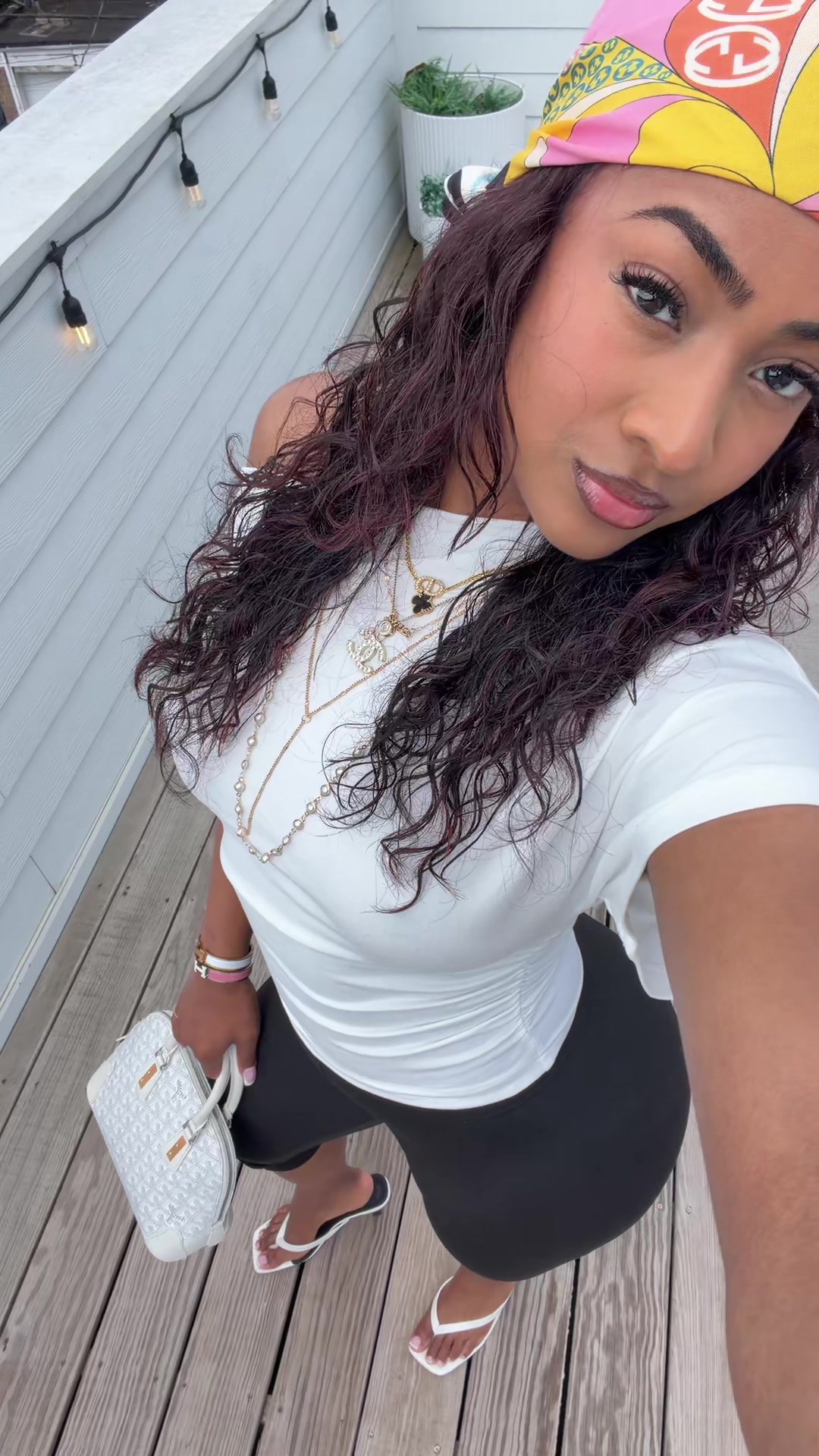 @Deja 🤍