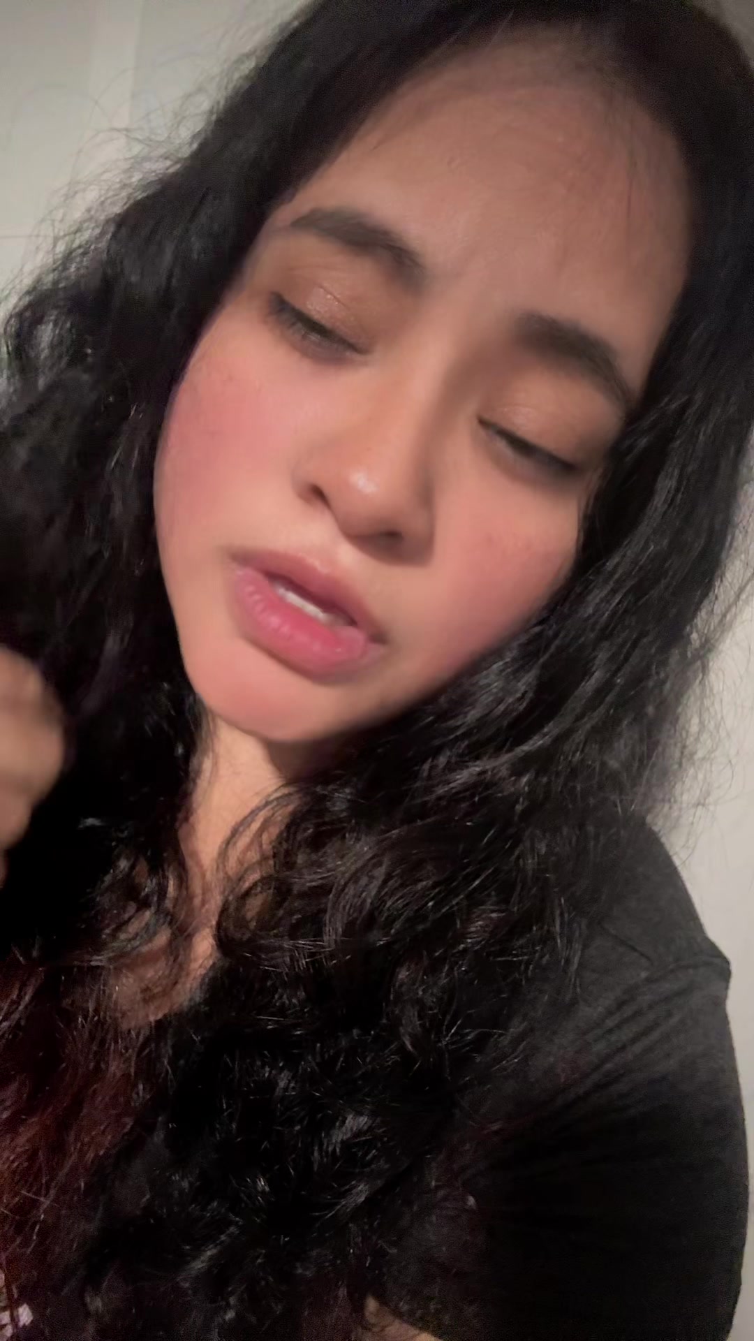 @nayi_0320