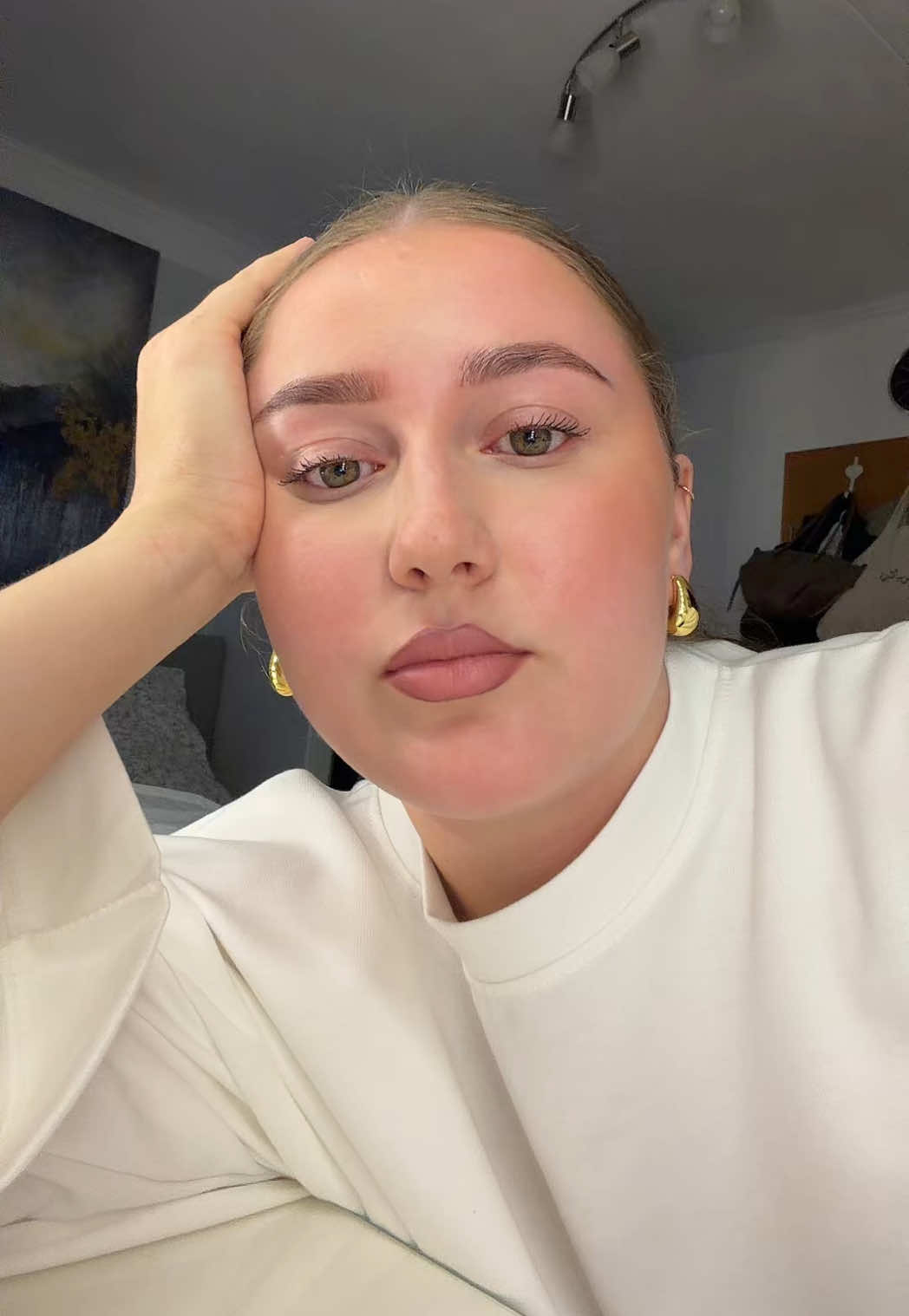 @𝐞𝐯𝐞𝐥𝐲𝐧